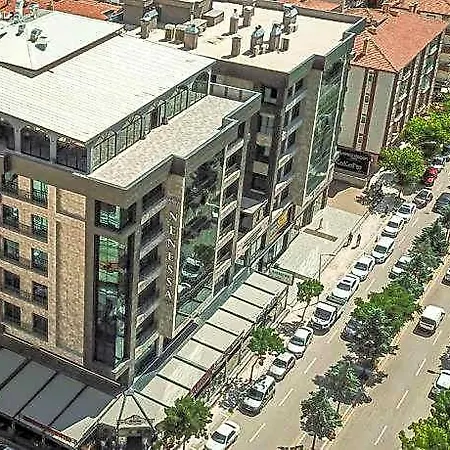 Hotel Nenessahotel 4*
