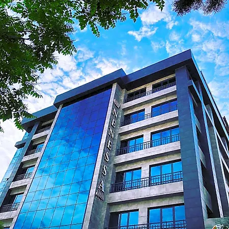 Hotel Nenessahotel 4*