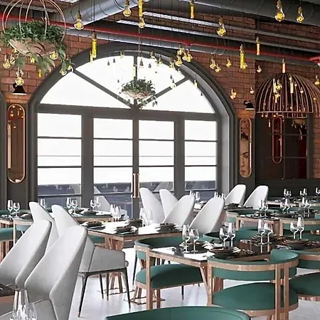 호텔 Nenessahotel 4*